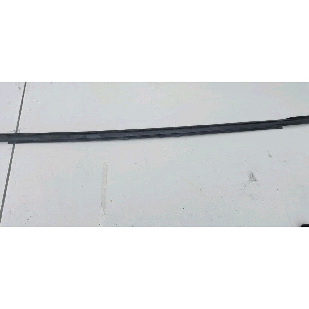 2016-2022 CHEVROLET SPARK FRONT LEFT DRIVER SIDE DOOR WINDOW BELT MOLDING OEM
